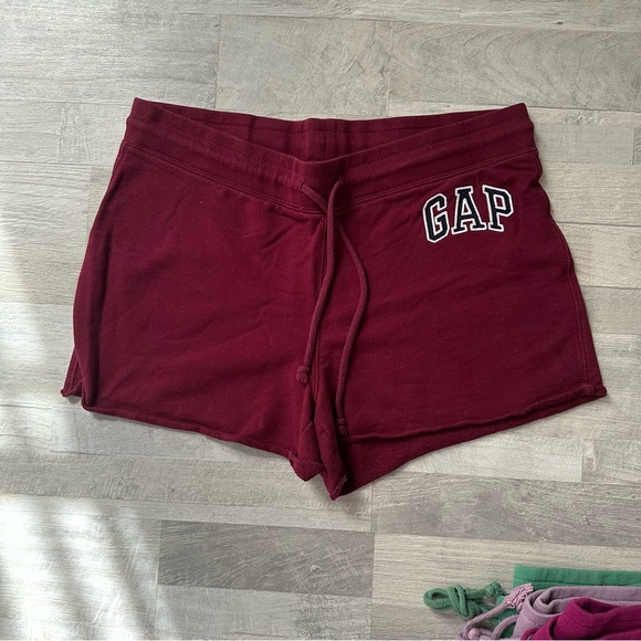 GAP Women’s Shorts - Blue, Green, Red, Pink - Picture 5 of 7